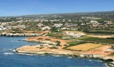 3 bedroom unfurnished villa with swimming pool for sale in Sea Caves