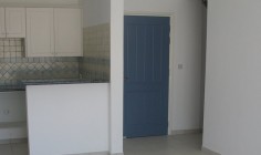Beautiful 2 bed apartment with swimming pool for sale in Peyia