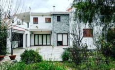 Large 5 bedroom villa for sale in Kakopetria