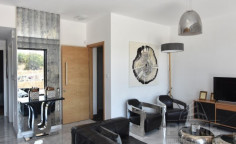 Beautiful 2 bed apartment for sale in Kato Paphos