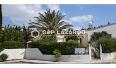 Large 4 bedroom house with swimming pool for sale in Tala