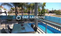 4 bedroom house with swimming pool for sale in Livadia