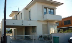 Luxury 4 bedroom house with swimming pool for sale in Stelmek area