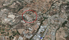 Spacious land for sale in Tremithousa, Paphos