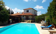 5 bedroom villa in Sea Caves, Paphos 