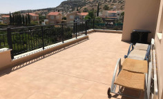 3 bedroom unfurnished villa with swimming pool for sale in Peyia