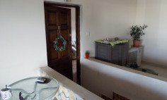 2 bedroom groundfloor apartment close to iasis hospital 