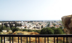 2 bedroom groundfloor apartment close to iasis hospital 