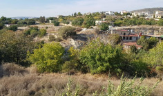 Spacious land to buy in Tala, Paphos