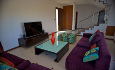 4 bedroom furnished villa with swimming pool to rent in Peyia
