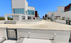 A modern 3 bedroom house with a private pool in Paralimni 