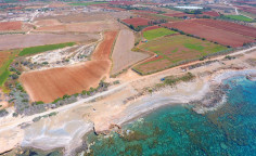 Golden investment opportunity - touristic land for sale right on the beach 13000 square meters with title deeds!, Larnaca