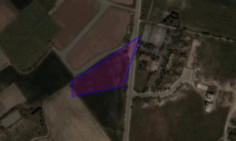 7400m2 tourist land for sale near the sea in Pervolia , Larnaca