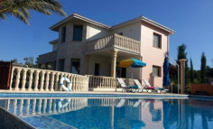 4 bedroom furnished house with swimming pool for sale in Paphos