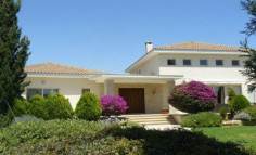 Luxury 5 bed house with swimming pool for sale in Limassol