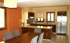 Beautiful 5 bedroom house with swimming pool for sale in Aphrodite Hills