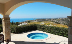 3 bedroom furnished apartment for sale in Aphrodite Hills