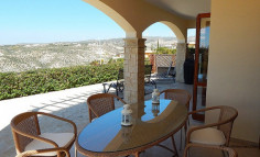 3 bedroom furnished apartment for sale in Aphrodite Hills
