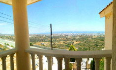 Luxury 5 bedrooms house with swimming pool for sale in Limassol