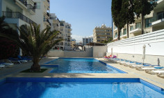 Large 2 bedroom furnished apartment with swimming pool for sale in Limassol Large 2 bedroom furnished apartment with swimming pool for sale in Limassol