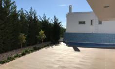 Lovely 4 bedrooms house with swimming pool for sale in Agios Tychonas