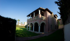 Luxury 4 bedroom house with swimming pool for sale in Limassol