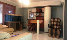 4 bedroom apartment with swimming pool for sale in Limassol