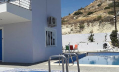 3 bedroom house with swimming pool for sale in Limassol