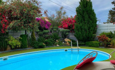 Luxury 5 bedroom house with swimming pool for sale in Germasogeia Tourist Area