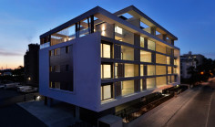3 bedroom furnished penthouse with swimming pool for sale in Germasogeia Tourist Area