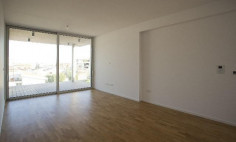 Large 3 bedroom apartment for sale in Germasogeia Tourist Area