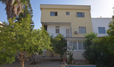 5 bedroom house with swimming pool for sale in Agios Dometios