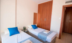 Fully furnished 2 bedroom ground floor apartment in sirena bay, Protaras just 100m from the beach 
