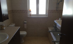 A beautiful detached house for sale in Pyla with large interior spaces and plenty of storage 