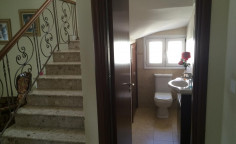 A beautiful detached house for sale in Pyla with large interior spaces and plenty of storage 