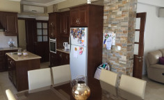 A beautiful detached house for sale in Pyla with large interior spaces and plenty of storage 