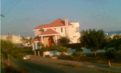 A 5 bedroom detached house for sale in Limassol, with title deeds 