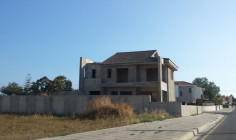 A detached house on a corner plot for sale in Kiti 