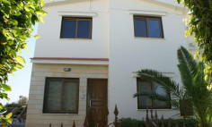 A lovely four bedroom villa with swimming pool in Protaras one minute walk from beautiful fig tree bay beach