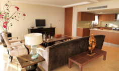 Beautiful beachfront penthouse apartment for sale located in the Amathus Area of Limassol 