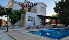 Stunning 3 bedroom house in Agia Thekla 