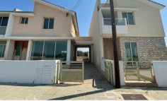 Residential development comprising of three semi-detached houses in Kiti, Larnaca 