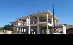 3 bedroom villa for sale in Oroklini 