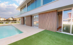 Beautifully luxurious villa located in Pervolia 