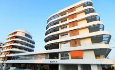 2 bedroom penthouse with swimming pool for sale in Makenzy