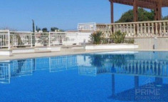 Luxury two bedrooms apartment with swimming pool for sale in Universal