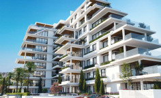 Spacious 2 bedrooms apartment with swimming pool for sale in Makenzy