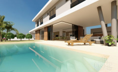 Spacious 4 bedroom villa with swimming pool for sale in Dhekelia
