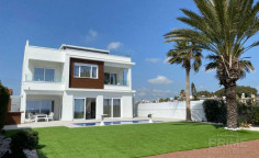 5 bedroom furnished villa to rent in Dhekelia
