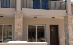 Spacious 2 bedroom maisonette with swimming pool for sale in Moni